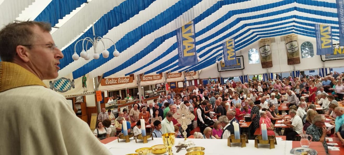 Zeltmesse